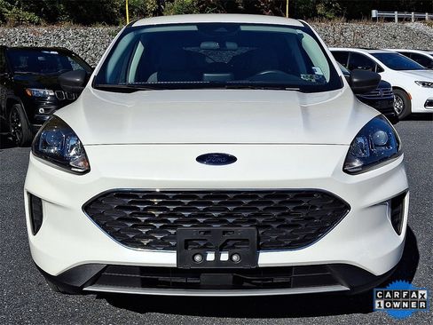 Used 2022 Ford Escape SE image 5