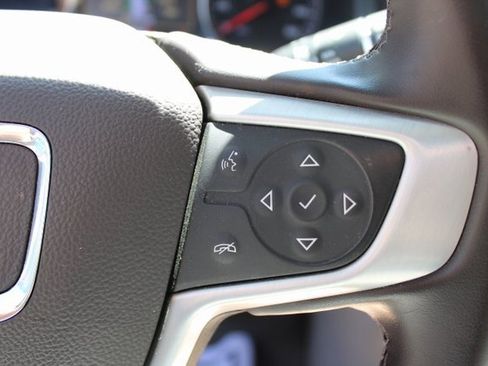 Certified 2023 GMC Acadia SLT image 13