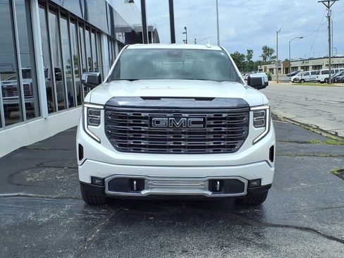 Used 2024 GMC Sierra 1500 Denali Ultimate AWD/4WD image 2