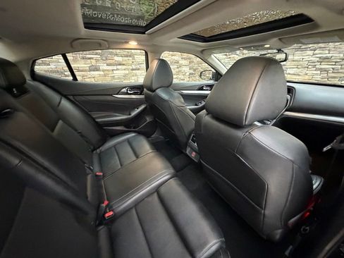 Used 2018 Nissan Maxima 3.5 SL FWD image 37