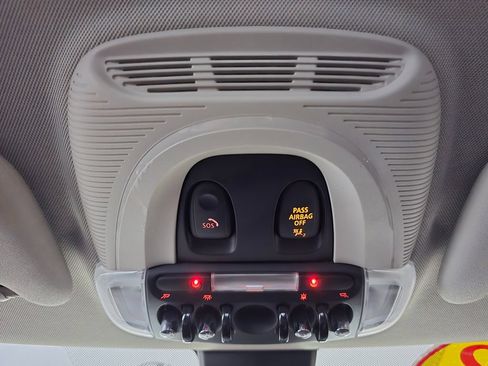 Used 2022 MINI Cooper S FWD image 19