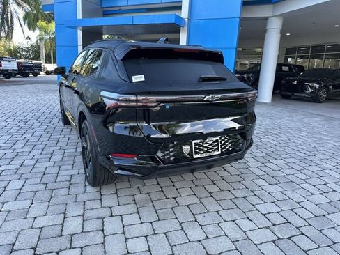 Used 2026 Chevrolet Equinox EV RS FWD image 35