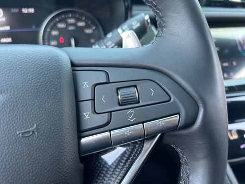 Used 2024 Cadillac XT6 Sport w/ Technology Package AWD/4WD image 27