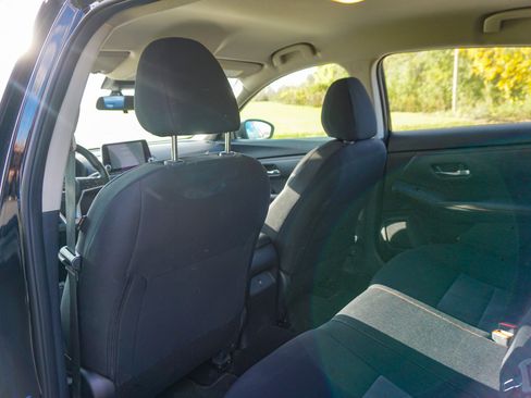 Used 2023 Nissan Sentra SR w/ Midnight Edition Package image 21