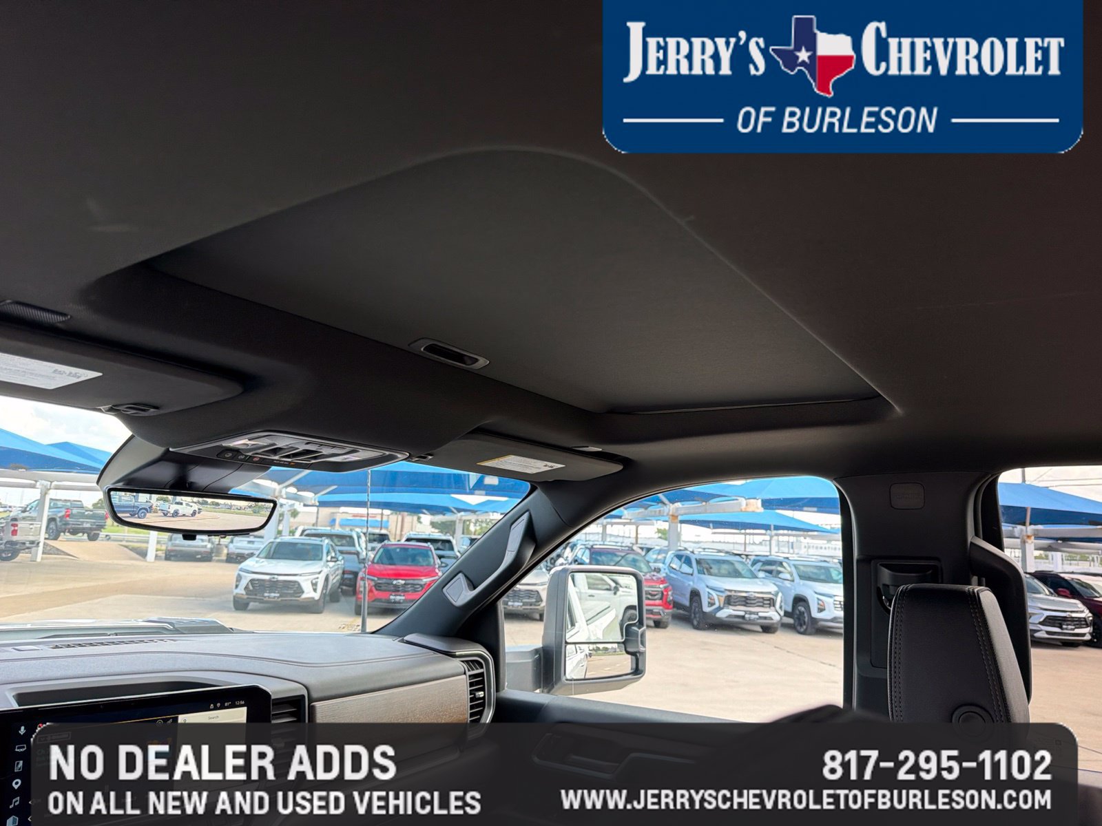 Used 2026 Chevrolet Silverado 2500 High Country w/ Technology Package AWD/4WD image 12