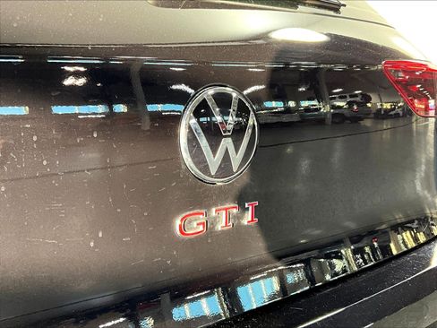 Used 2023 Volkswagen GTI Autobahn FWD image 21