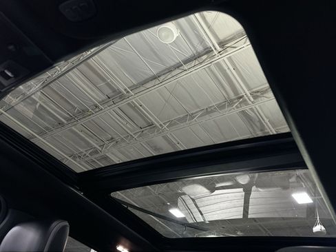 Used 2019 Ford F150 Platinum w/ Equipment Group 701A Luxury image 32