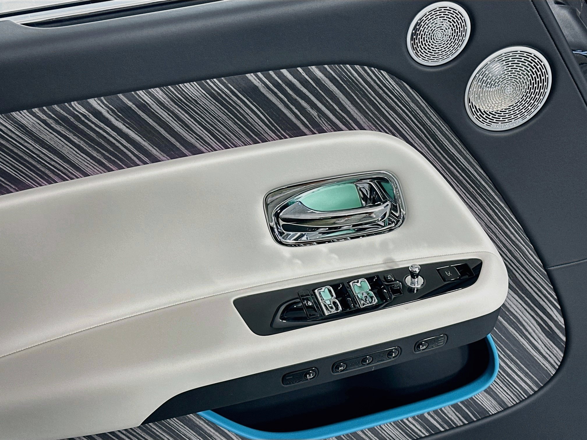 New 2026 Rolls-Royce Spectre w/ Spectre Enhancement Package AWD/4WD image 16