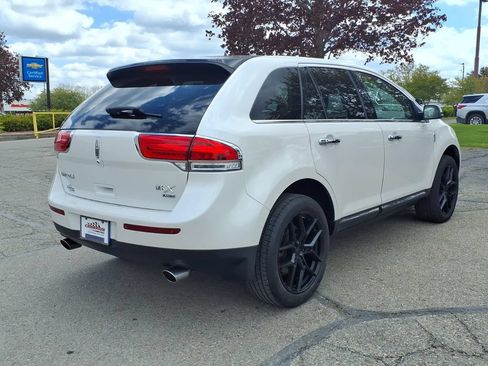 Used 2015 Lincoln MKX AWD w/ Equipment Group 102A image 6