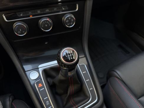 Used 2015 Volkswagen GTI SE w/ Lighting Package (SEL) FWD image 20