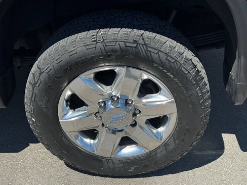 Used 2020 Chevrolet Silverado 2500 LTZ w/ LTZ Plus Package AWD/4WD image 48