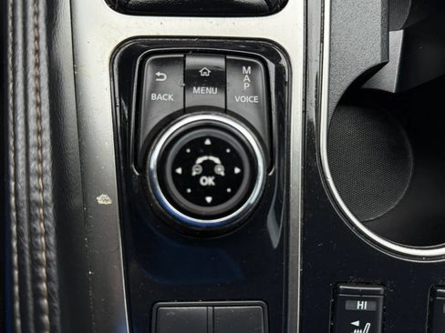 Used 2017 Nissan Maxima 3.5 SV FWD image 12