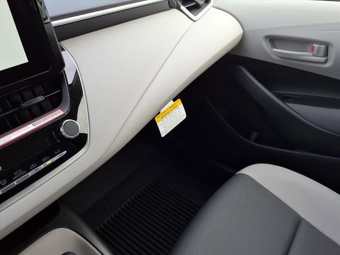 New 2026 Toyota Corolla LE image 18