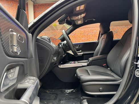Certified 2024 Mercedes-Benz GLB 250 4MATIC image 20