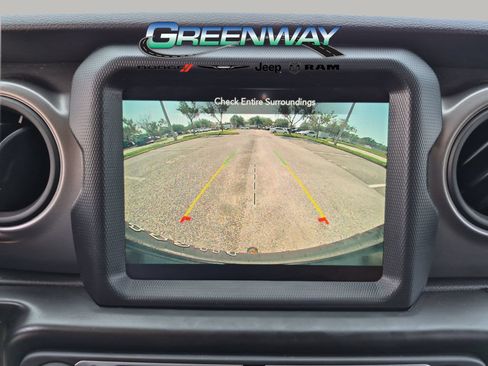 Used 2021 Jeep Wrangler Unlimited Sport AWD/4WD image 17