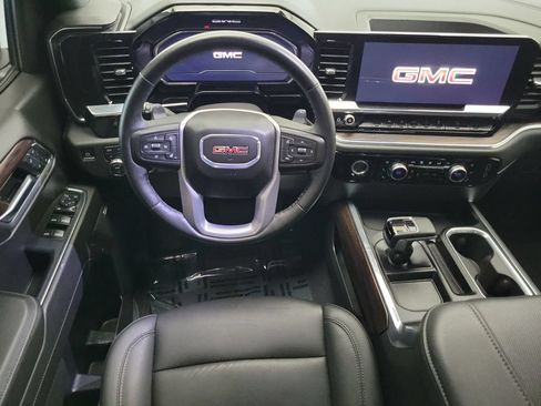 Certified 2024 GMC Sierra 1500 SLT w/ SLT Premium Package AWD/4WD image 11