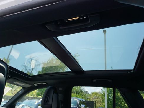 Certified 2025 Mercedes-Benz GLC 300 4MATIC image 25