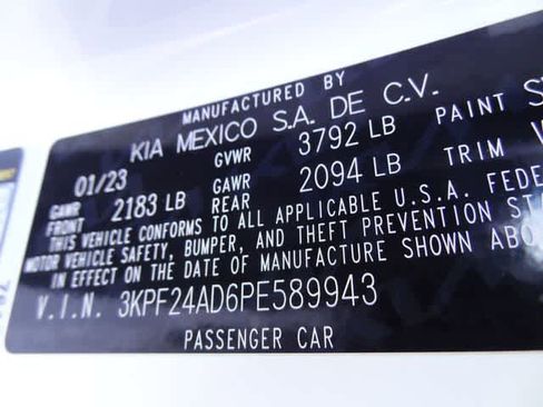 Used 2023 Kia Forte LXS FWD image 31