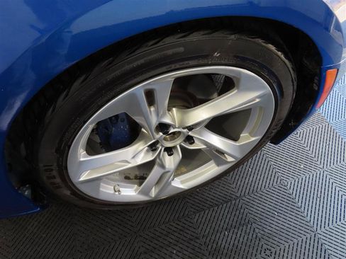 Used 2017 Chevrolet Camaro SS RWD image 11