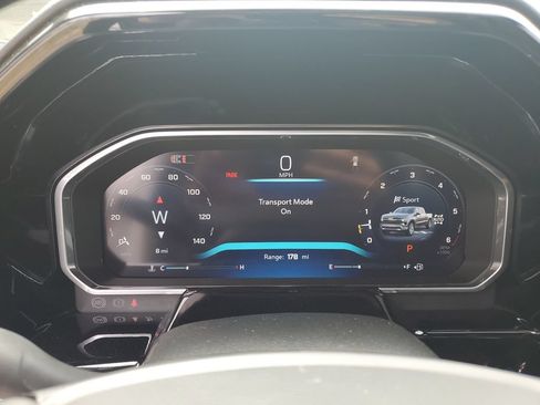 New 2026 Chevrolet Silverado 1500 RST w/ Z71 Off-Road Package AWD/4WD image 33