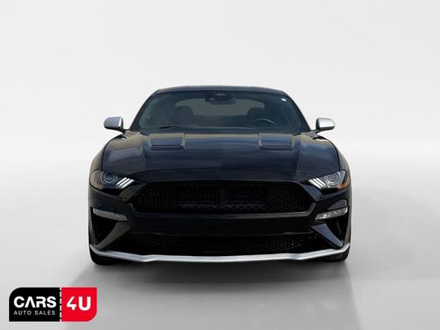 Used 2022 Ford Mustang Coupe RWD image 2