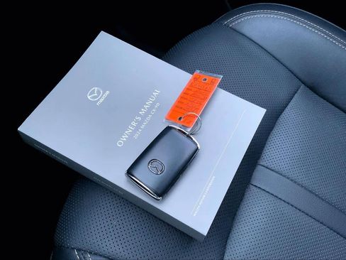 Used 2024 MAZDA CX-90 Plug-In Hybrid w/ Premium Pkg image 15