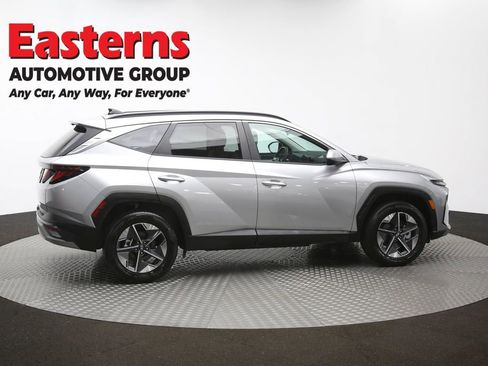 Used 2025 Hyundai Tucson SEL AWD/4WD image 44