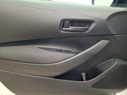 Certified 2024 Toyota Corolla LE image 10