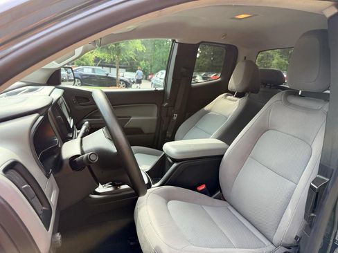 Used 2015 Chevrolet Colorado W/T w/ WT Convenience Package RWD image 14