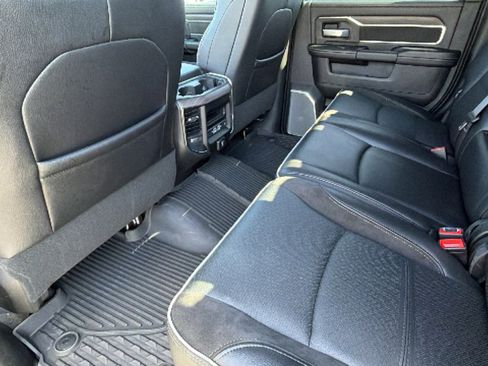 Used 2025 RAM 2500 Laramie AWD/4WD image 24
