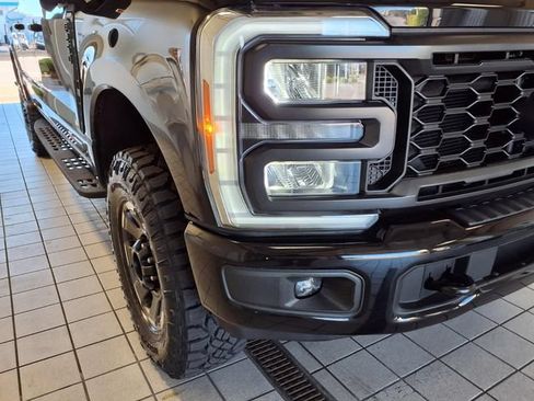 Used 2023 Ford F250 Lariat w/ Tremor Off-Road Package AWD/4WD image 28