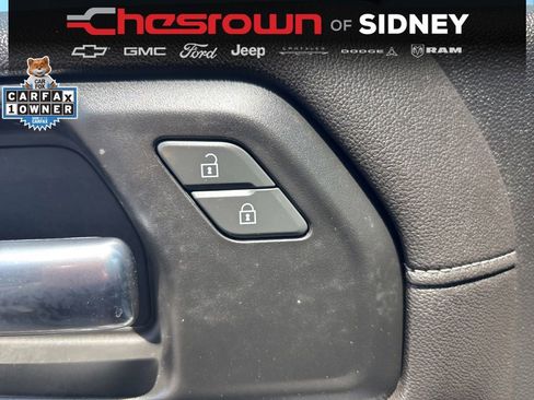 Used 2020 Chevrolet Silverado 1500 LT Trail Boss w/ Convenience Package AWD/4WD image 18