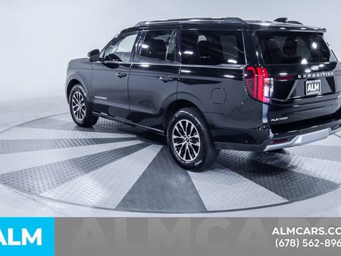 Used 2025 Ford Expedition Platinum AWD/4WD image 7