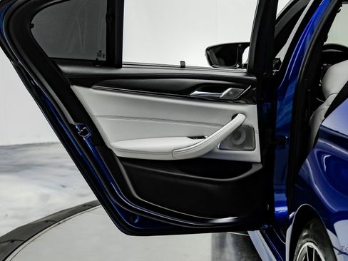 Used 2023 BMW M5 w/ Competition Package image 91