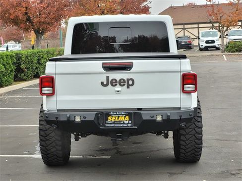 Used 2023 Jeep Gladiator Rubicon w/ Cold Weather Group image 6
