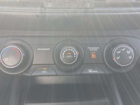 Used 2021 Kia Forte LXS FWD image 27