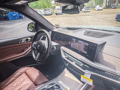 Used 2024 BMW X7 xDrive40i w/ Executive Package AWD/4WD image 22