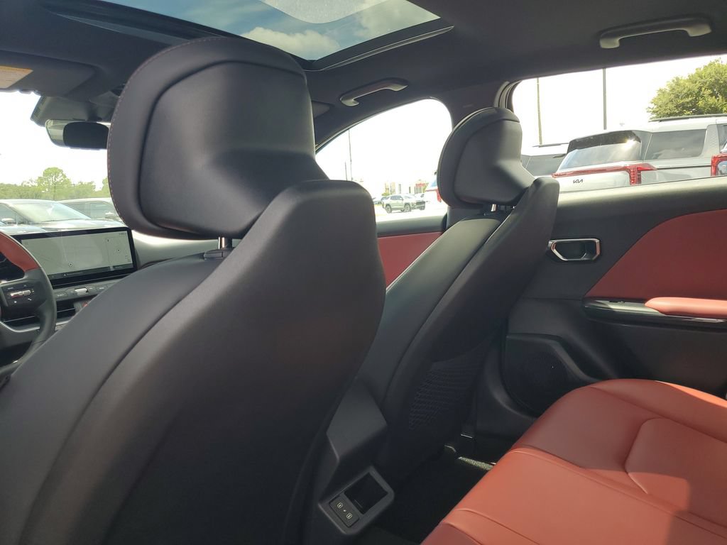 New 2026 Kia K4 GT-Line FWD image 25