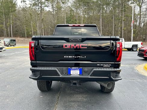 New 2026 GMC Sierra 3500 Denali w/ Denali Reserve Package image 15