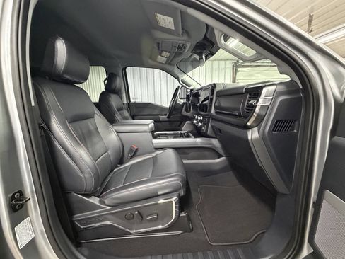 Used 2024 Ford F250 Lariat w/ Chrome Package image 35