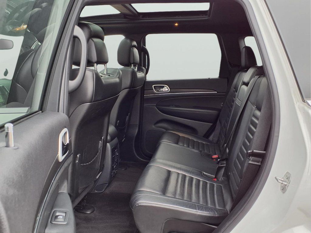 Used 2018 Jeep Grand Cherokee Limited AWD/4WD image 10