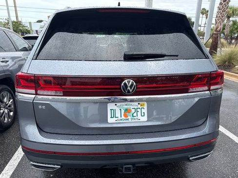Used 2024 Volkswagen Atlas SE FWD image 8