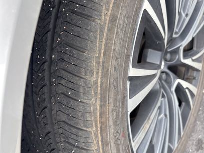 Used 2022 Volvo XC90 T5 Momentum w/ Advanced Package