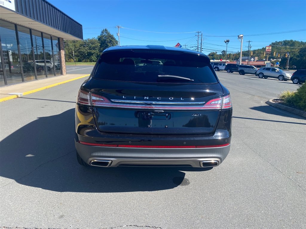 Used 2019 Lincoln Nautilus Reserve FWD image 5