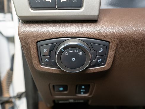 Used 2022 Ford F250 King Ranch w/ Chrome Package AWD/4WD image 32