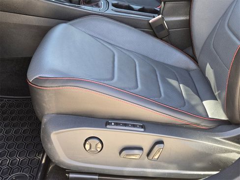 Used 2025 Volkswagen Jetta GLI Autobahn image 26