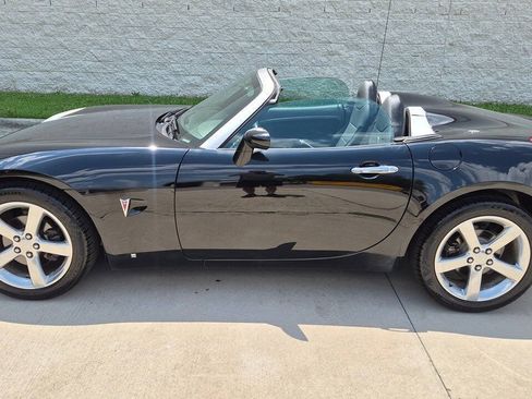 Used 2007 Pontiac Solstice GXP RWD image 5