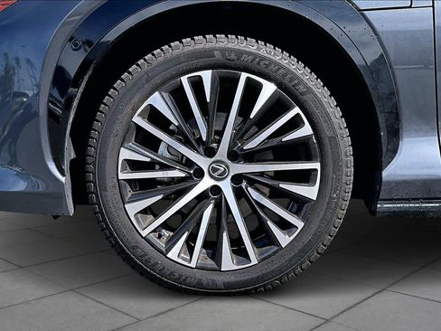 Used 2023 Lexus RZ 450e Premium w/ Technology Package image 10