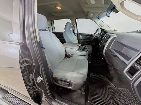 Used 2017 RAM 2500 Tradesman w/ Chrome Appearance Group AWD/4WD image 25