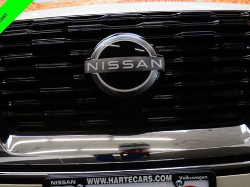 Certified 2023 Nissan Rogue SL w/ SL Premium Package image 68